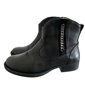 Nurture Willa Black Leather Western Ankle Boots Size 8.5